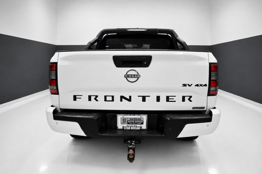 Used 2023 Nissan Frontier SV w/ Midnight Edition Package AWD/4WD image 9