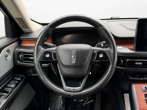 Used 2020 Lincoln Aviator Reserve w/ Equipment Group 202A AWD/4WD image 12