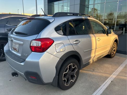 Used 2014 Subaru Crosstrek 2.0i Limited AWD/4WD image 4