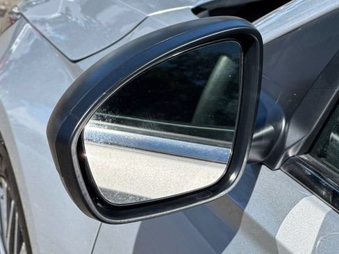 Used 2024 Nissan Altima 2.5 SV FWD image 51