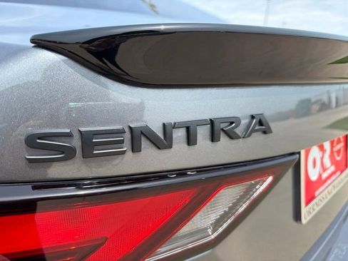 Used 2023 Nissan Sentra SR w/ Midnight Edition Package FWD image 14