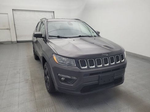 Used 2020 Jeep Compass Latitude AWD/4WD image 14
