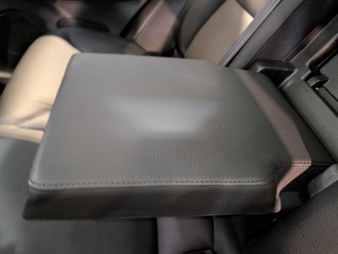 Used 2023 Volvo XC60 B5 Plus w/ Climate Package image 28