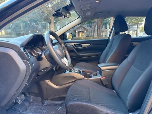 Used 2022 Nissan Rogue Sport S image 23