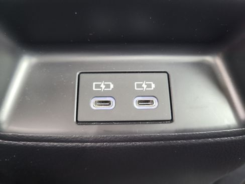 Used 2025 Toyota Corolla LE FWD image 15