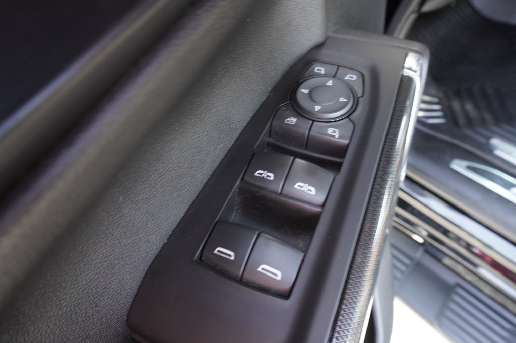Used 2020 GMC Sierra 1500 AT4 w/ AT4 Premium Package AWD/4WD image 21