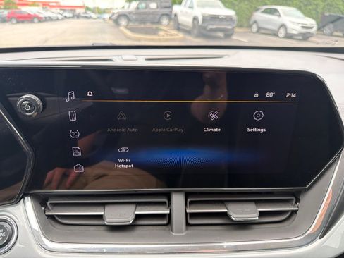 Used 2025 Chevrolet Trax LT w/ Driver Confidence Package FWD image 14