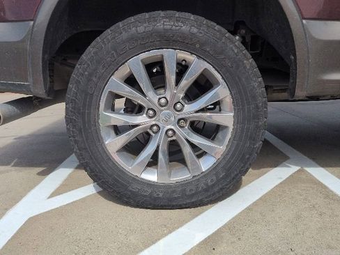 Used 2015 Ford F150 King Ranch w/ Equipment Group 601A Luxury AWD/4WD image 5