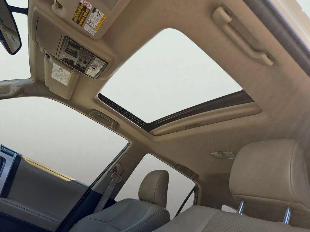 Used 2016 Toyota 4Runner Limited RWD image 10