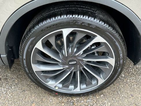 New 2026 Lincoln Aviator Reserve AWD/4WD image 6