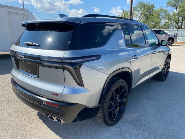 Used 2024 Chevrolet Traverse RS w/ LPO, Floor Liner Package FWD image 6
