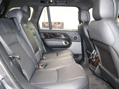 Used 2018 Land Rover Range Rover Supercharged image 29