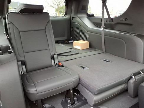 New 2026 GMC Yukon XL Denali w/ Denali Reserve Package image 25