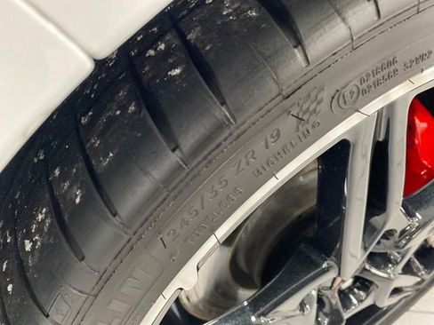 Certified 2022 Chevrolet Corvette Stingray w/ Z51 Performance Package image 19