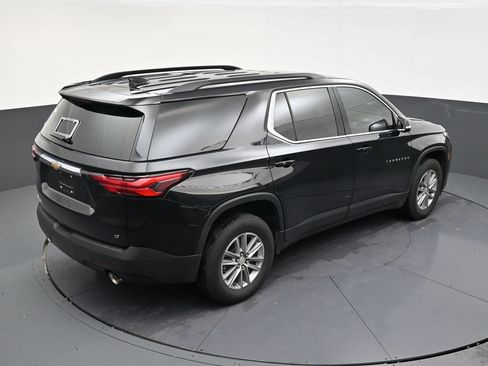 Used 2023 Chevrolet Traverse LT FWD image 13