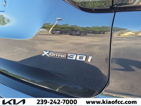 Used 2022 BMW X3 xDrive30i w/ Convenience Package AWD/4WD image 10