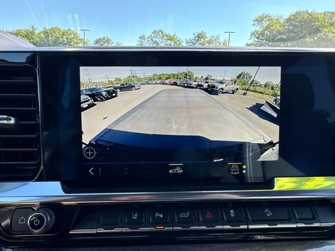 Used 2024 Chevrolet Silverado 2500 LTZ w/ LTZ Plus Package AWD/4WD image 46