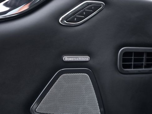 Used 2021 Maserati Quattroporte Trofeo image 42