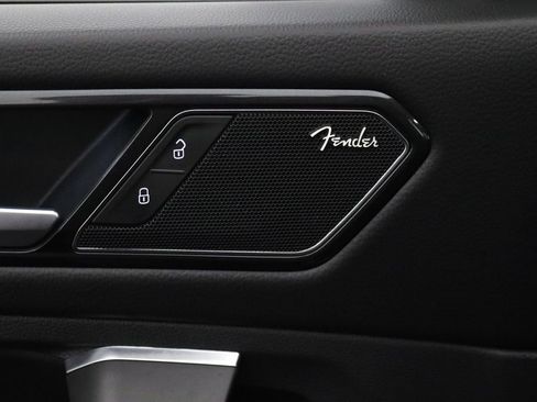 Used 2023 Volkswagen Tiguan SEL R-Line image 12