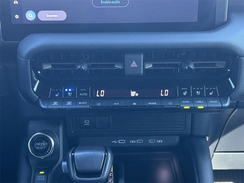 Used 2024 Toyota Land Cruiser image 25