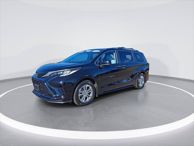 Certified 2023 Toyota Sienna XSE w/ XSE Plus Package AWD/4WD image 5
