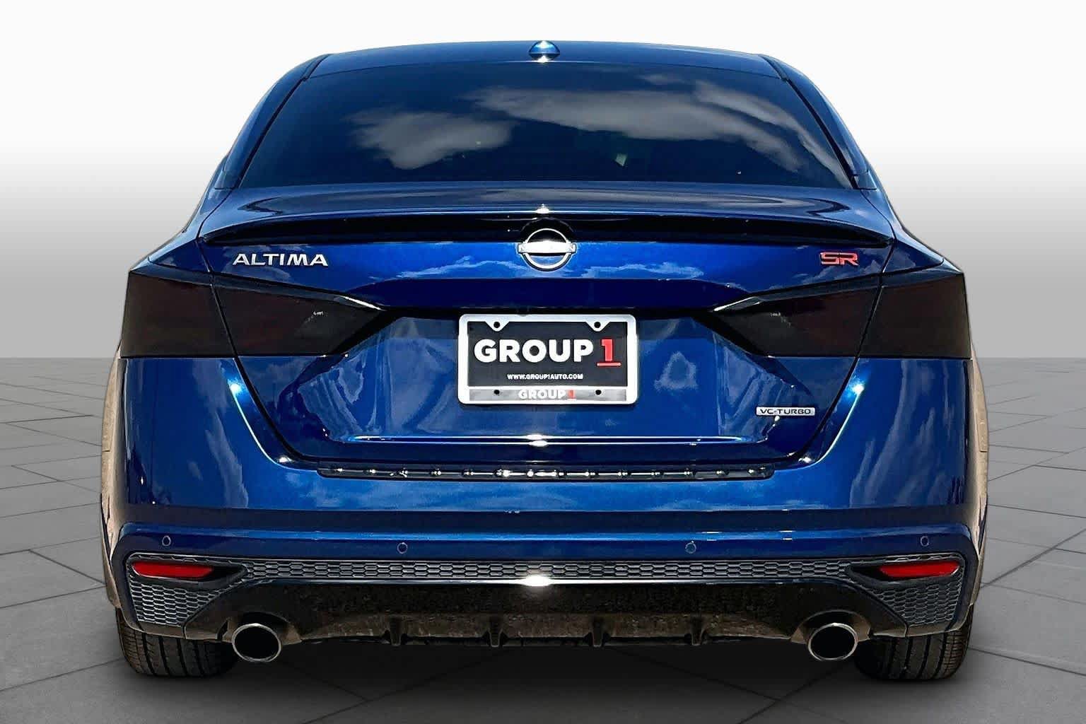 Used 2023 Nissan Altima 2.0 SR FWD image 4