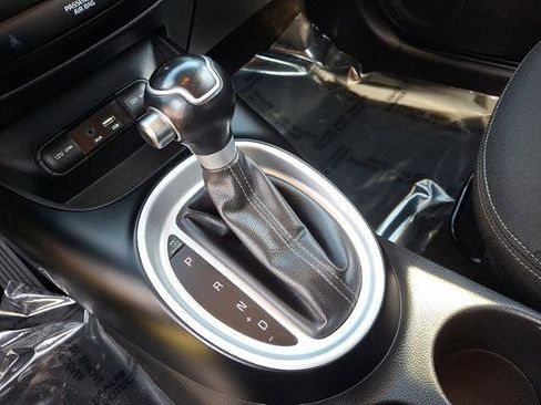 Used 2017 Kia Soul + w/ Designer's Package image 13