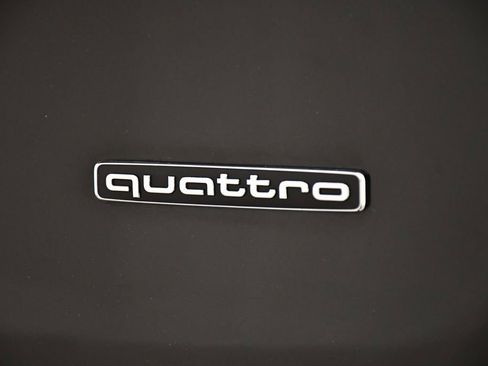 Certified 2023 Audi Q5 2.0T Premium w/ Convenience Package image 10