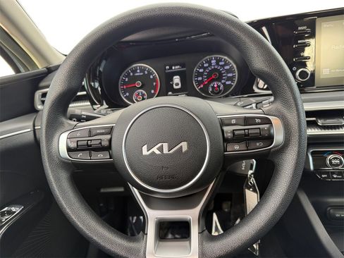 Used 2022 Kia K5 LX image 12