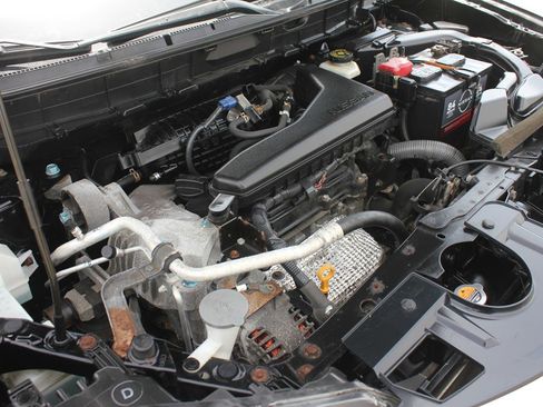 Used 2017 Nissan Rogue SL image 51