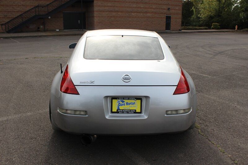 Used 2004 Nissan 350Z Touring w/ Cargo Convenience Pkg RWD image 8