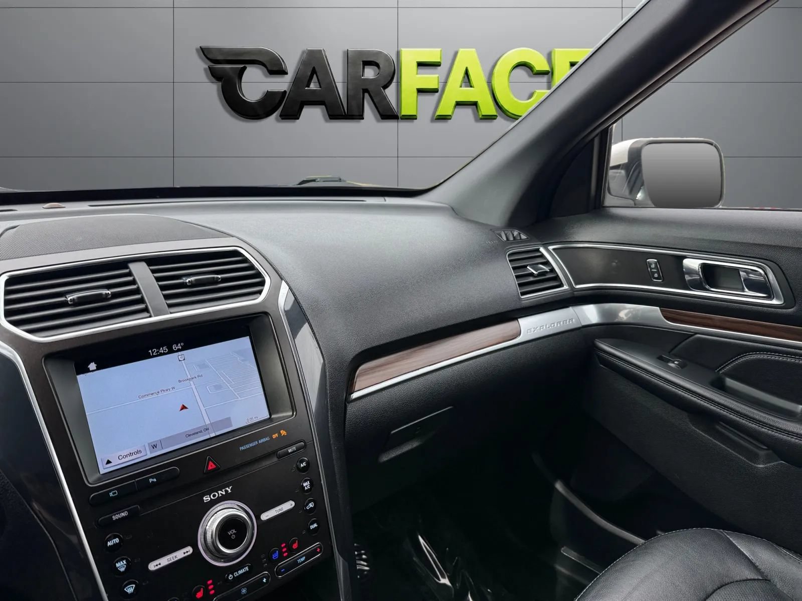Used 2019 Ford Explorer Limited w/ Class III Trailer Tow Package AWD/4WD image 36