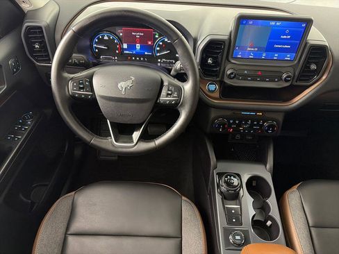 Used 2024 Ford Bronco Sport Outer Banks w/ Tech Package image 8