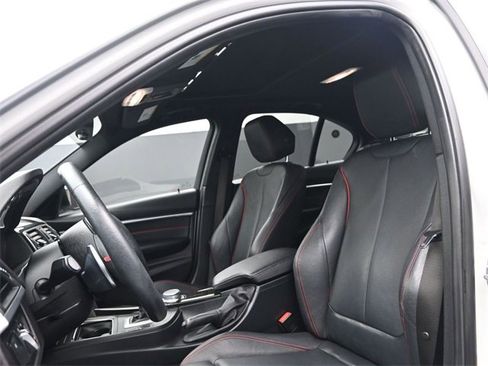 Used 2018 BMW 330i Sedan image 8