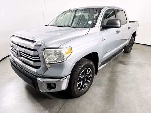 Certified 2016 Toyota Tundra SR5 w/ TRD Off Road Package AWD/4WD image 4