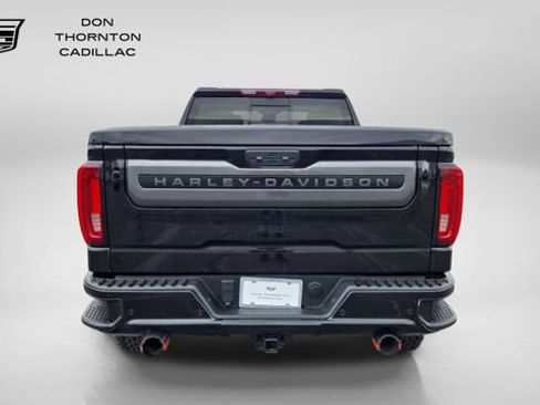 Used 2024 GMC Sierra 1500 AT4 w/ Technology Package AWD/4WD image 4