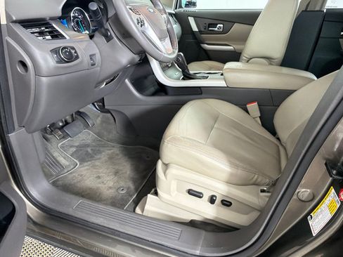 Used 2013 Ford Edge SEL FWD image 9