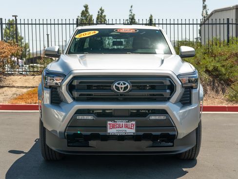 Used 2024 Toyota Tacoma SR5 AWD/4WD image 2