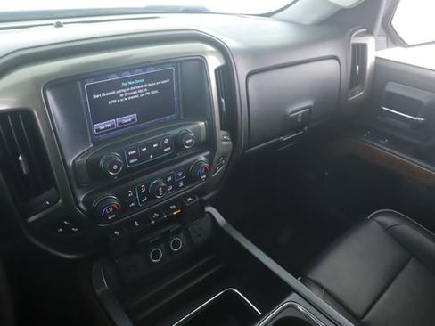 Used 2017 Chevrolet Silverado 1500 High Country image 27