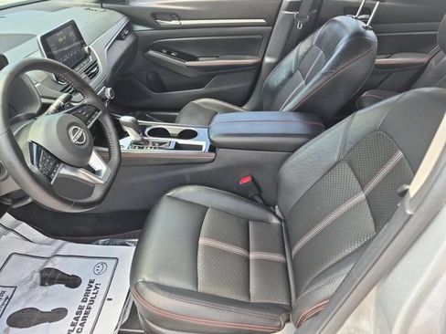Used 2025 Nissan Altima 2.5 SR FWD image 23