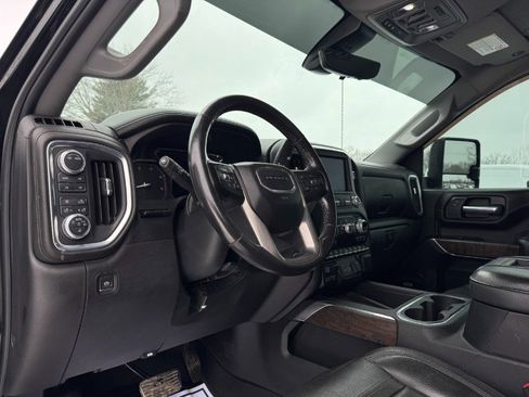 Used 2021 GMC Sierra 3500 Denali w/ Denali Ultimate Package image 14