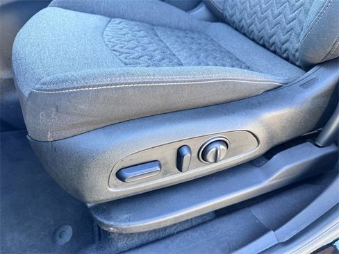 Used 2024 Chevrolet Equinox LT image 21