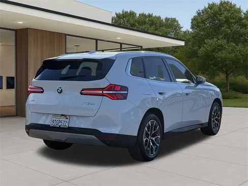 Used 2025 BMW X3 xDrive30i w/ Convenience Package image 8