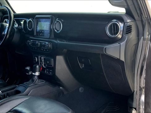Used 2021 Jeep Wrangler Unlimited Sahara AWD/4WD image 23