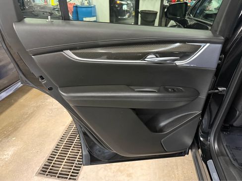 Used 2023 Cadillac XT6 Sport AWD/4WD image 25