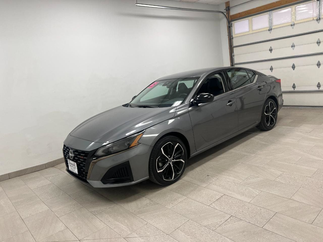 Used 2025 Nissan Altima 2.5 SR FWD image 7