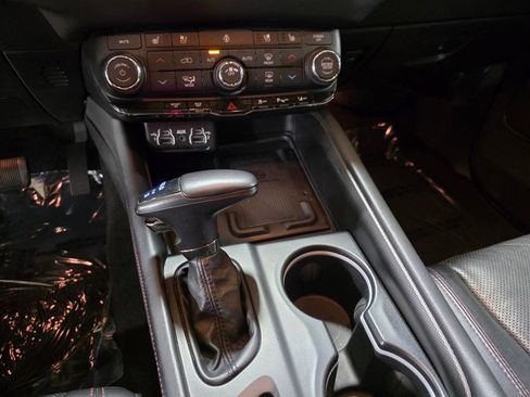 Used 2022 Dodge Durango R/T RWD image 29