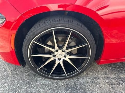 Used 2022 Dodge Charger SXT RWD image 10