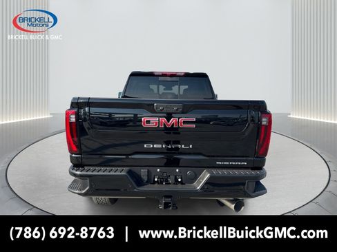 New 2025 GMC Sierra 2500 Denali image 6
