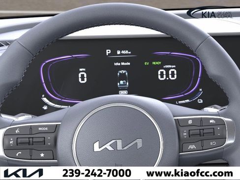 New 2025 Kia Sportage EX image 21